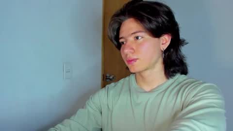 Snapshot of angelbennet_ chatting on November 2025 10:40:01 PM Angel Bennet online show from November 2025 10:40:01 PM