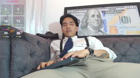 Snapshot of angelbianchi chatting on December 2024 11:13:02 PM Angel Bianchi online show from December 2024 11:13:02 PM
