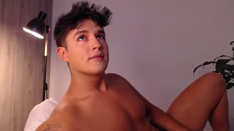 Angel online show from December 2024 07:53:02 PM