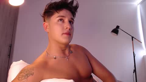 Angel online show from September 2025 06:42:01 PM