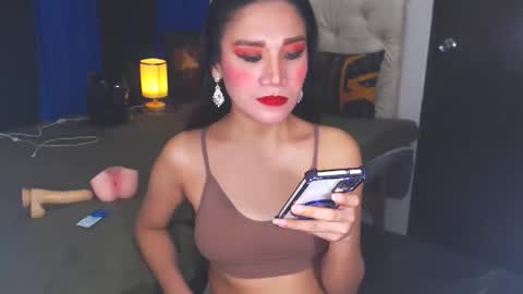 Snapshot of angelcumfallen chatting on January 2025 03:58:02 AM Angel online show from January 2025 03:58:02 AM