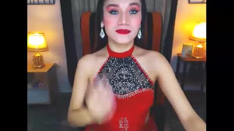 Snapshot of angelcumfallen chatting on February 2025 01:34:01 AM Angel online show from February 2025 01:34:01 AM