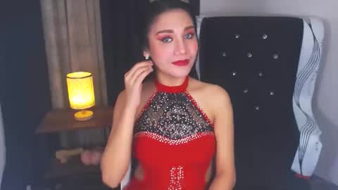 Snapshot of angelcumfallen chatting on February 2025 11:15:01 PM Angel online show from February 2025 11:15:01 PM