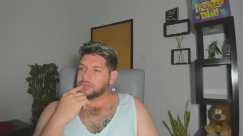 angel online show from October 2025 03:28:02 AM