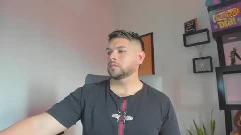 angel online show from October 2025 03:47:02 PM