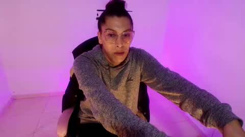 Snapshot of angele_johnson chatting on March 2026 07:41:02 PM angele online show from March 2026 07:41:02 PM