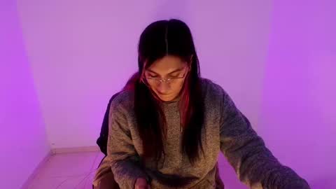 Snapshot of angele_johnson chatting on March 2026 07:35:01 PM angele online show from March 2026 07:35:01 PM