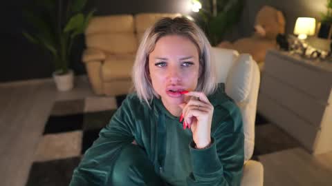 annita online show from February 2026 01:49:01 PM