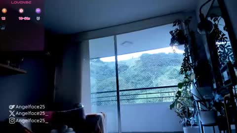 . online show from September 2025 10:11:02 PM