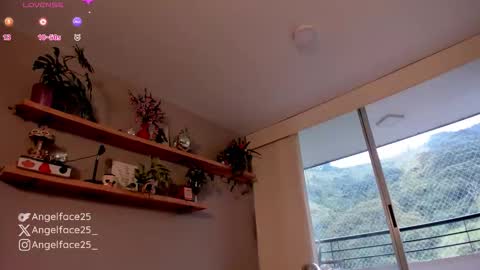 . online show from October 2025 10:05:01 PM