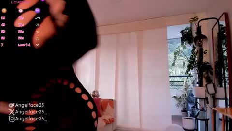 . online show from October 2025 10:28:02 PM