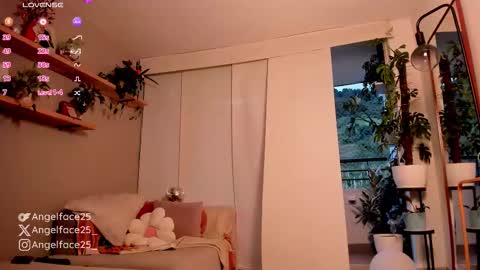 . online show from October 2025 10:32:02 PM