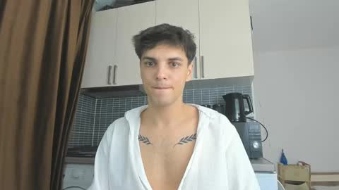 Snapshot of angelfrank chatting on March 2025 12:54:02 AM Frankie online show from March 2025 12:54:02 AM