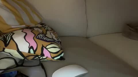 AngelHarly online show from October 2025 11:17:02 PM