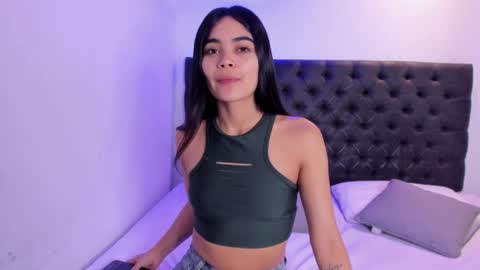 Snapshot of angeli_rivera chatting on September 2025 10:52:01 AM Angeli online show from September 2025 10:52:01 AM