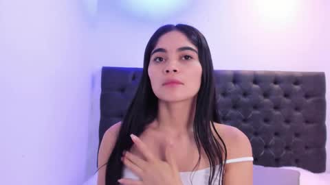 Snapshot of angeli_rivera chatting on October 2025 10:58:02 AM Angeli online show from October 2025 10:58:02 AM