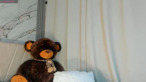 Snapshot of angeli_sexi chatting on October 2025 12:32:01 AM Carolina online show from October 2025 12:32:01 AM