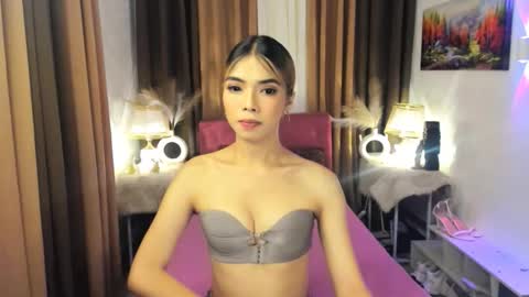 Snapshot of angelic076039 chatting on September 2025 01:13:01 PM MISS PAU online show from September 2025 01:13:01 PM