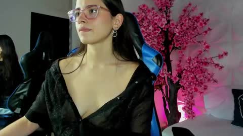 Snapshot of angelica_dymond chatting on January 2025 10:13:01 PM A N G E L I C A online show from January 2025 10:13:01 PM
