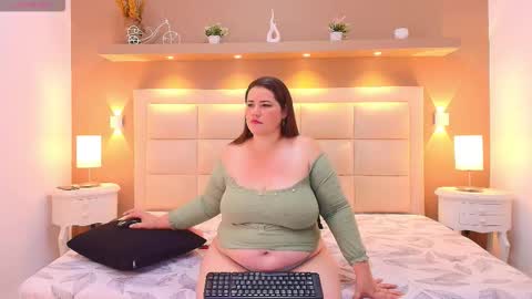 Snapshot of angelicamason chatting on November 2025 08:22:02 PM Angelica online show from November 2025 08:22:02 PM