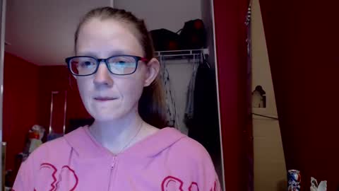 Snapshot of angelicangel3 chatting on February 2025 05:18:02 AM AngelicAngel online show from February 2025 05:18:02 AM