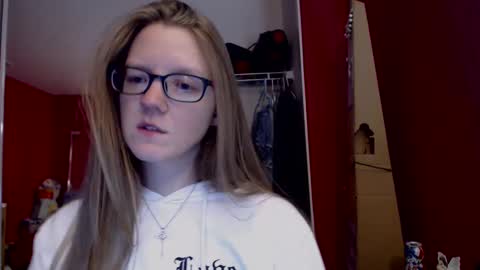 Snapshot of angelicangel3 chatting on February 2025 01:10:01 AM AngelicAngel online show from February 2025 01:10:01 AM