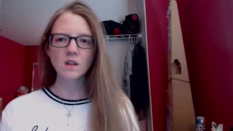 Snapshot of angelicangel3 chatting on February 2025 07:21:01 PM AngelicAngel online show from February 2025 07:21:01 PM