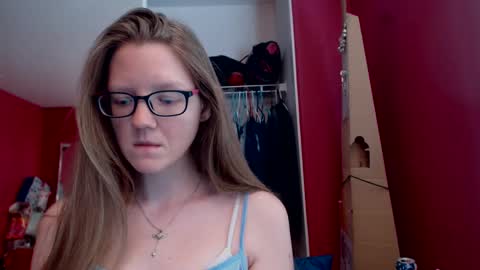 Snapshot of angelicangel3 chatting on September 2025 06:07:01 PM AngelicAngel online show from September 2025 06:07:01 PM