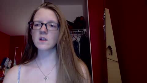 Snapshot of angelicangel3 chatting on September 2025 05:39:02 AM AngelicAngel online show from September 2025 05:39:02 AM