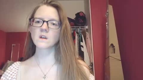 Snapshot of angelicangel3 chatting on February 2026 06:35:01 AM AngelicAngel online show from February 2026 06:35:01 AM