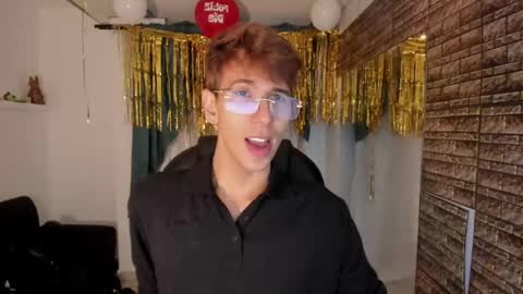 Snapshot of angelicious_boy chatting on September 2025 03:41:02 AM ANGELICIOUS online show from September 2025 03:41:02 AM