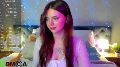 Angelika online show from September 2025 11:53:01 PM