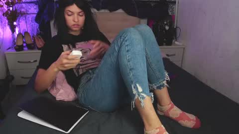 Angelika Rouge online show from September 2025 03:58:02 PM