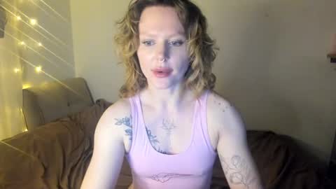 Snapshot of angelikaburn chatting on April 2026 07:07:02 PM Angelika online show from April 2026 07:07:02 PM