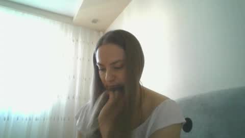 Snapshot of angelina_26 chatting on October 2025 09:44:01 AM Angelina 26 online show from October 2025 09:44:01 AM