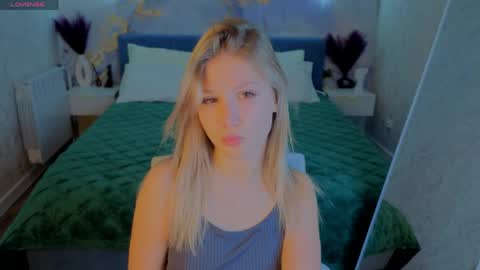 Angelina online show from May 2026 01:00:01 AM