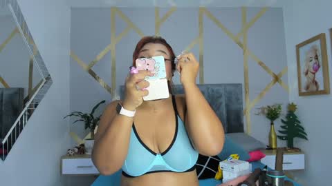 Snapshot of angelina_castro12 chatting on January 2025 03:29:02 AM Angelina online show from January 2025 03:29:02 AM