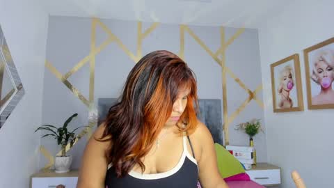 Snapshot of angelina_castro12 chatting on January 2025 03:26:02 AM Angelina online show from January 2025 03:26:02 AM