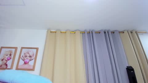 Snapshot of angelina_castro12 chatting on January 2025 06:33:01 AM Angelina online show from January 2025 06:33:01 AM
