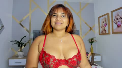 Snapshot of angelina_castro12 chatting on February 2025 03:23:02 AM Angelina online show from February 2025 03:23:02 AM