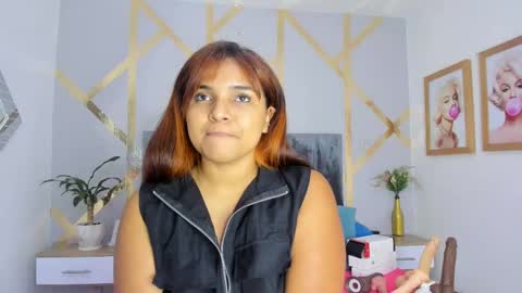 Snapshot of angelina_castro12 chatting on February 2025 03:06:02 AM Angelina online show from February 2025 03:06:02 AM