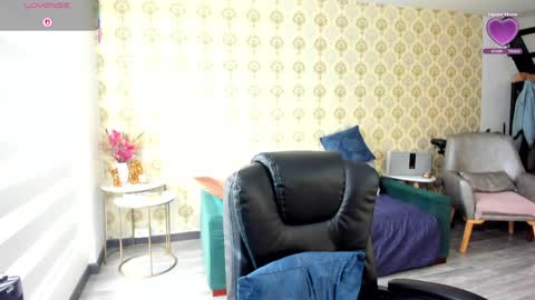 angelina_class_7 online show from April 2026 01:02:02 PM