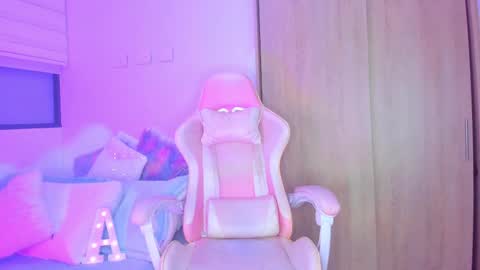 Snapshot of angelina_lodge chatting on February 2025 02:20:02 AM ANGELINA INDEPENDENT MODEL online show from February 2025 02:20:02 AM