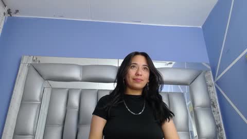 Snapshot of angelina_ny chatting on January 2025 02:26:02 AM ANGELINA online show from January 2025 02:26:02 AM