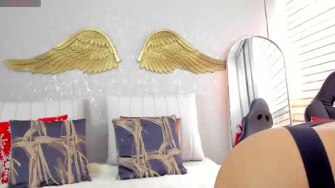 Snapshot of angelina_ruspoli chatting on May 2026 04:56:02 PM Angelina online show from May 2026 04:56:02 PM