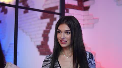 Snapshot of angelinagia chatting on December 2024 02:09:01 AM Angelina online show from December 2024 02:09:01 AM