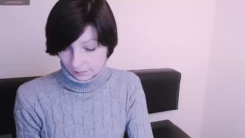 Snapshot of angelinalov_ chatting on January 2025 01:20:01 PM Angelina online show from January 2025 01:20:01 PM
