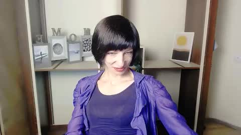 Angelina online show from September 2025 06:39:01 AM