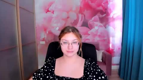 AngelinaLow online show from March 2026 12:34:01 PM