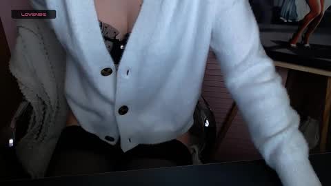 Snapshot of angelinamex_ chatting on February 2025 08:18:01 AM Angelina online show from February 2025 08:18:01 AM